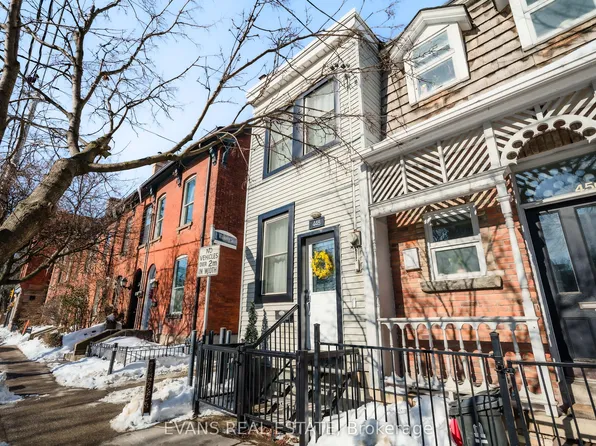 448 Gerrard St E, Toronto, ON M5A 2H2