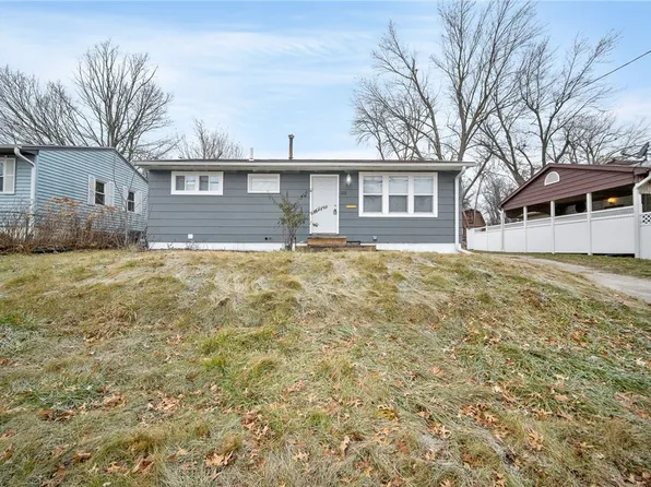 211 W 16th St N, Newton, IA 50208