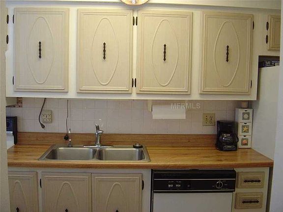 5th image of 2471 8th St Unit 61