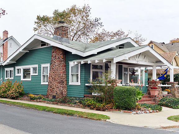 Corner View - Fall 2019