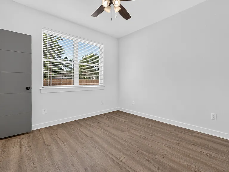 3312 S University Dr #12 — Photo 14