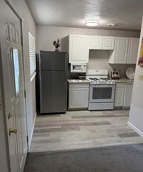 3661 Mount Diablo Blvd #6 — Photo 1