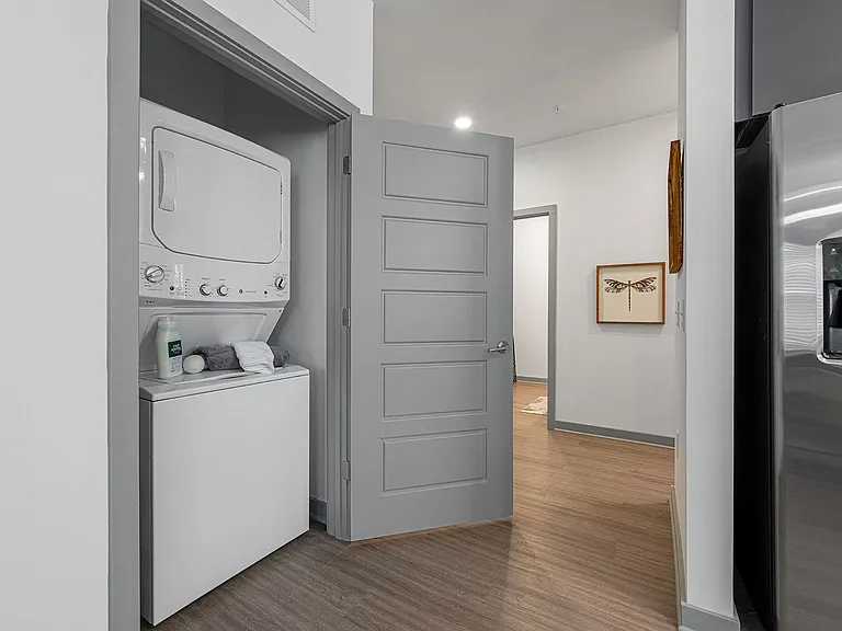 Populus Waterside Apartments — Photo 35