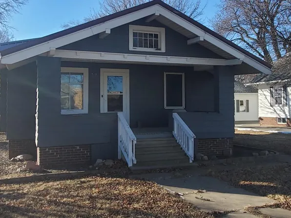 519 E Park St, Holstein, IA 51025