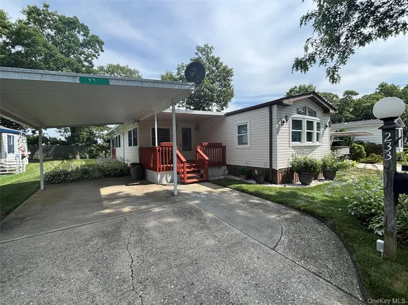 1661 Old Country Road #233, Riverhead, NY 11901