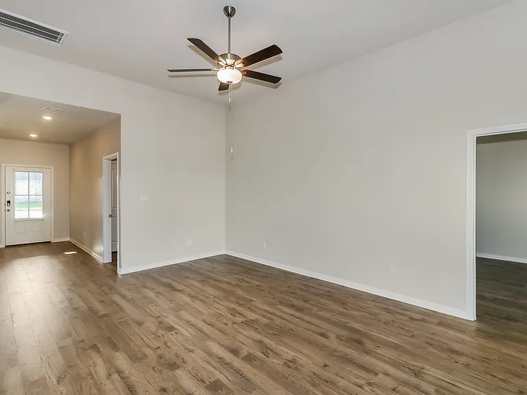 149 Dogwood Point Dr — Photo 4