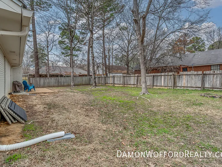 103 Live Oak Ln — Photo 7