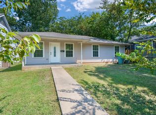 315 1/2 N Carr Ave, Sherman, TX 75090