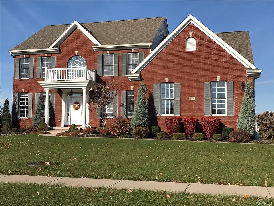 1st image of 5939 Shamrock Ct