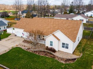 315 Evergreen Trl, Herrin, IL 62948