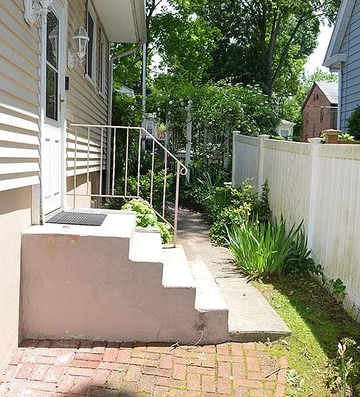 53 Ogden Ave — Photo 18