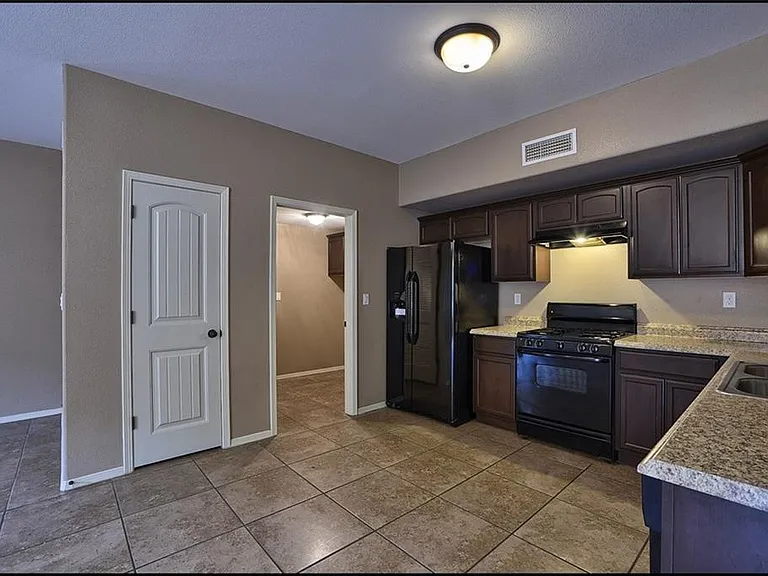 14302 Pancho Gonzalez Ct #A — Photo 13