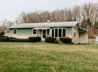 196 Oak Grove Rd, Pine Grove, PA 17963