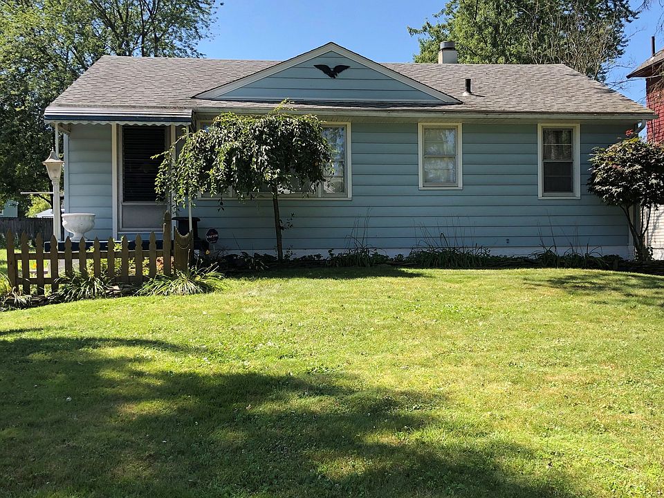 1st image of 1605 Brownlee Ave