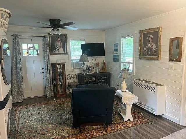 7153 Cedar Rd — Photo 17