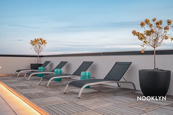 Rented by Nooklyn NYC LLC | media 44