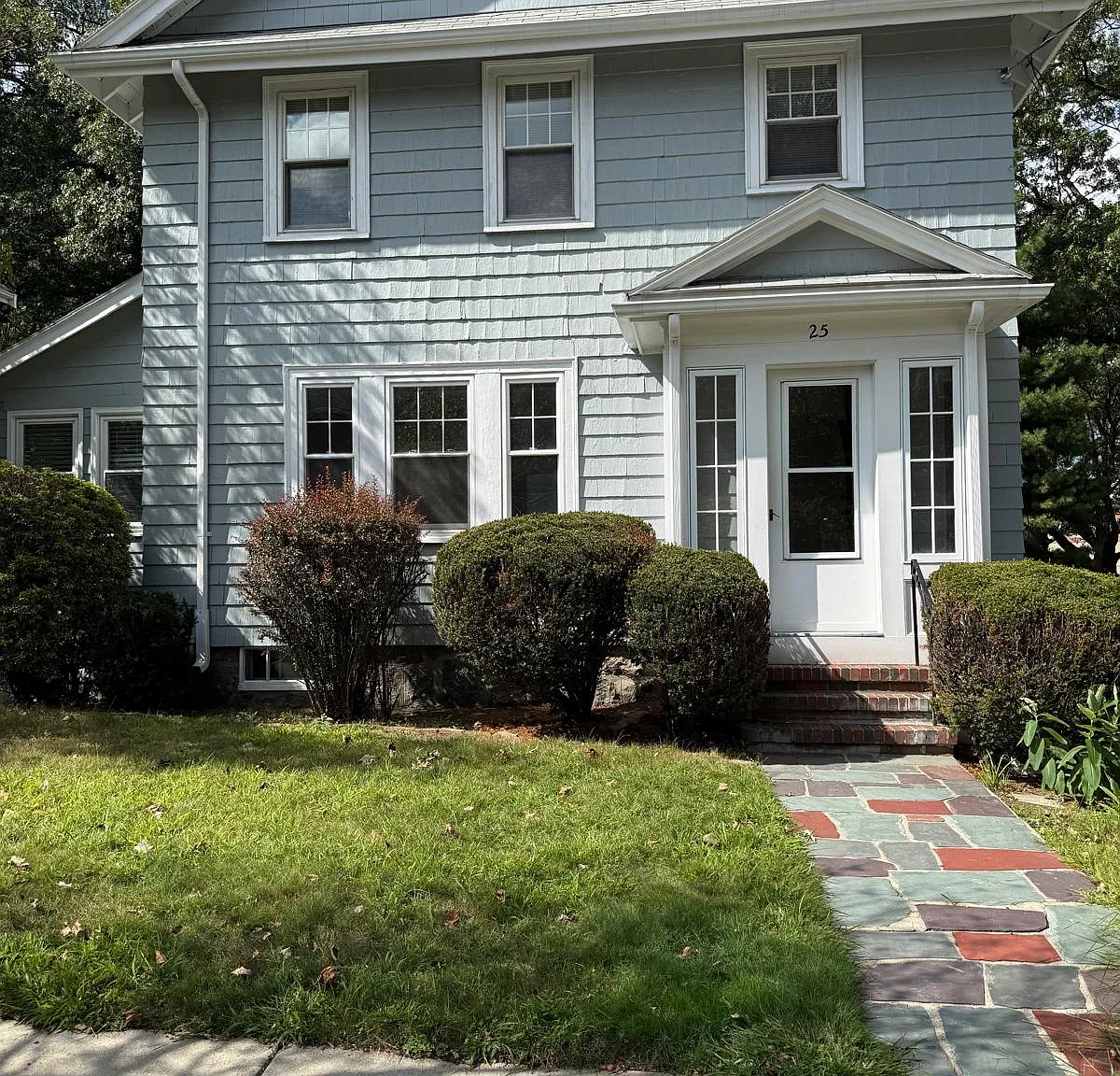 3 bed, 1.5 bath, 1300 sqft, $3,650 — Photo 1