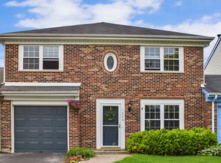 1264 Robin Dr, Carol Stream, IL 60188