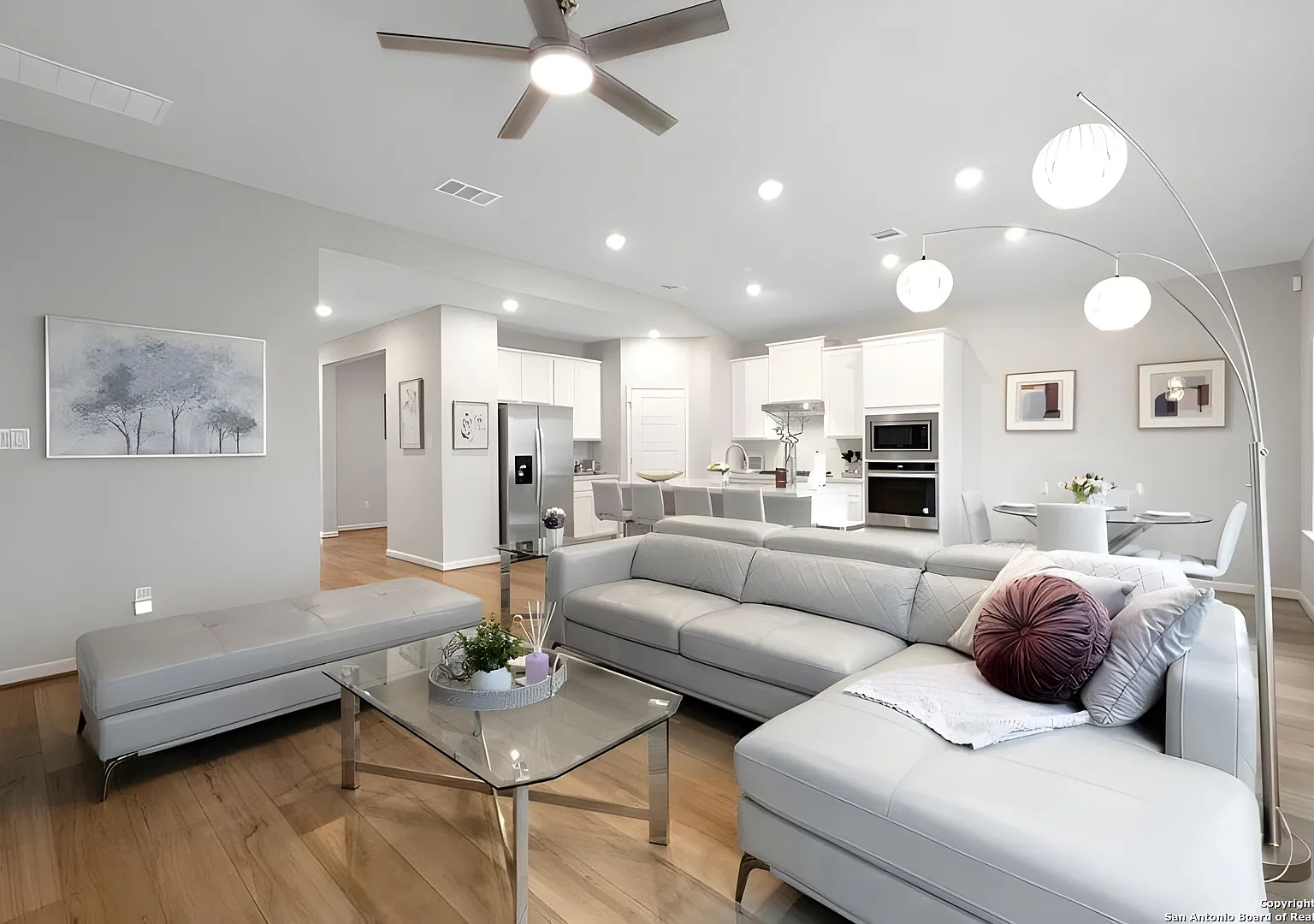 5 bed, 3.5 bath, 3101 sqft, $3,900 — Photo 4