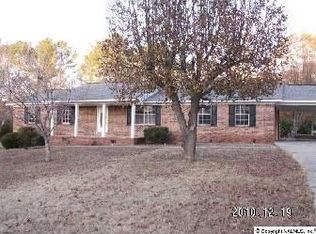 139 Windy Hill Rd, Rainbow City, AL 35906