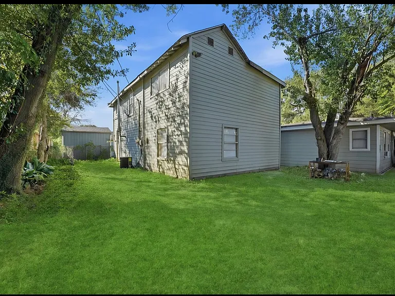 6526 Linden St #B — Photo 12