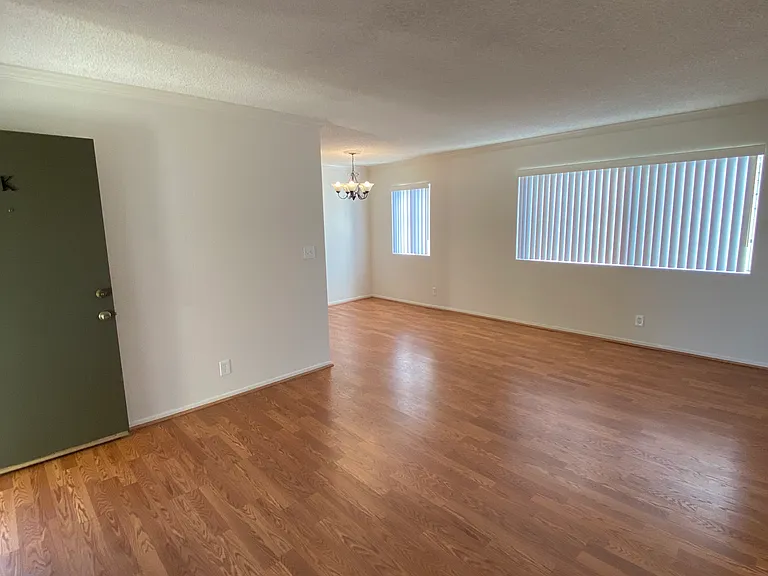 Living Room & Dining Area