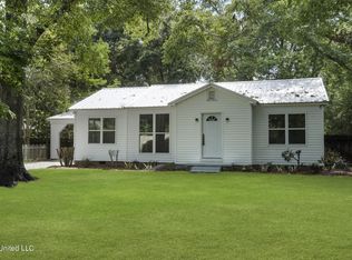 116 Hinson St, Lucedale, MS 39452