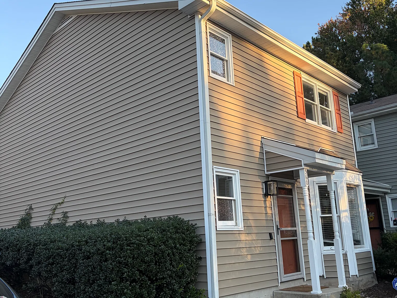 3 bed, 2.5 bath, 1525 sqft, $1,200 — Photo 1