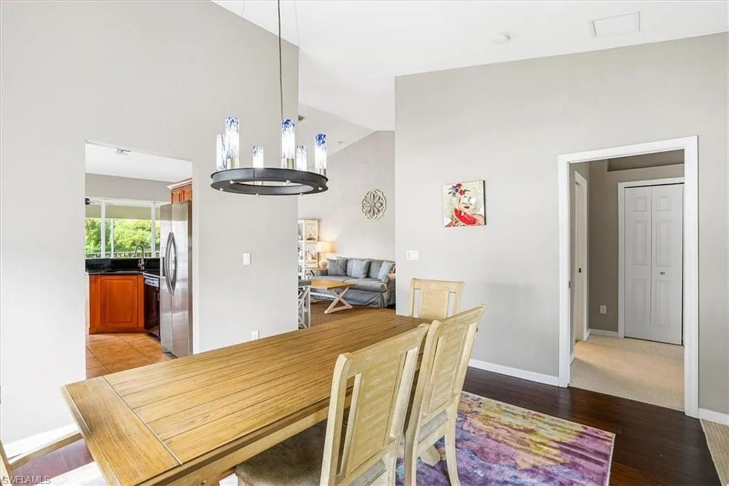 3 bed, 2.0 bath, 1928 sqft, $2,999 — Photo 4
