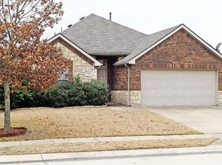 1301 Sandalwood Rd, Royse City, TX 75189