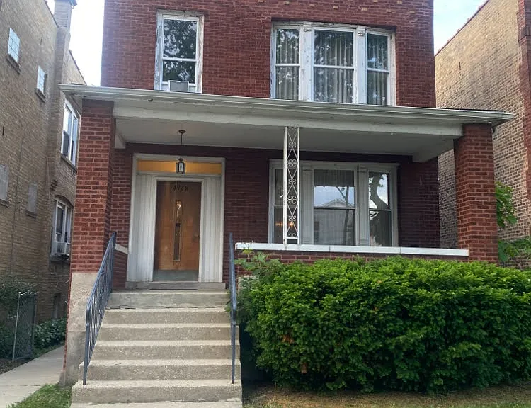 4948 W School St #2 — Photo 1