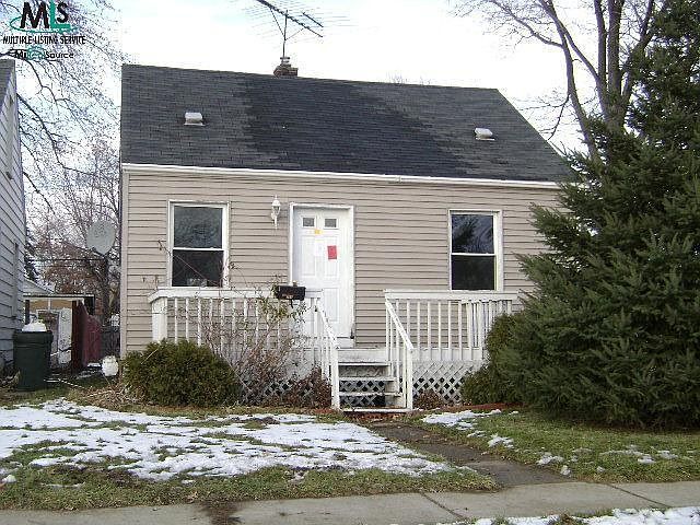 1st image of 368 W Dallas Ave