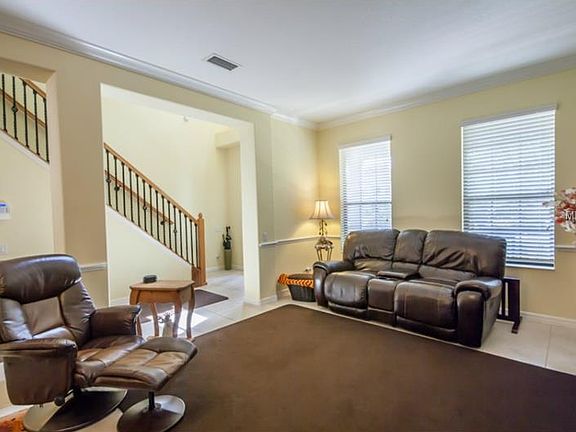 3rd image of 15647 N Himes Ave