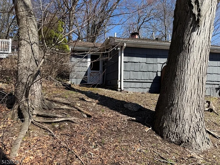 9 Mac Donald Rd W — Photo 16