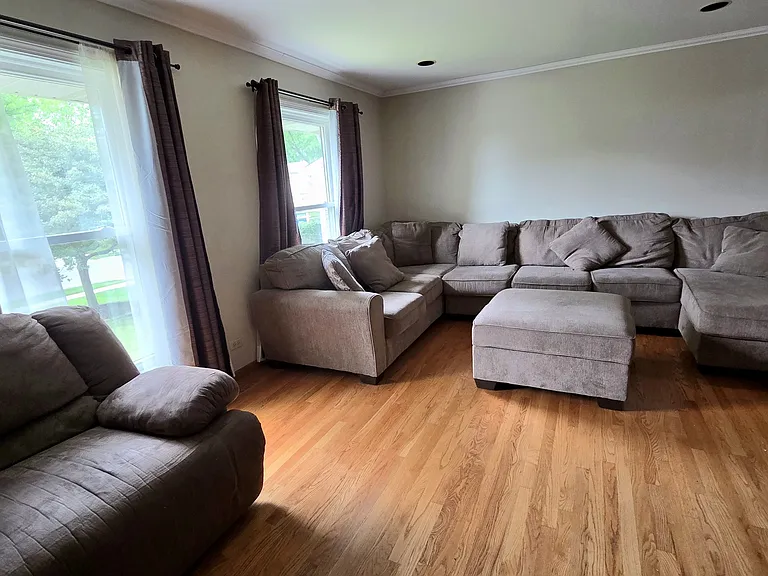 276 Continental Ln — Photo 3