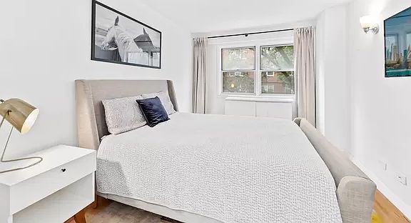 5th image of 245 E 35th St APT 3C