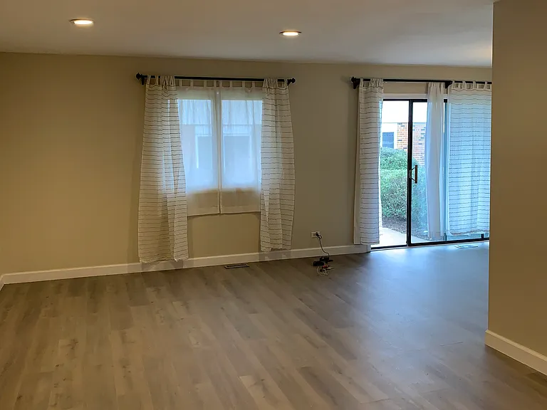 Spacious living/family room