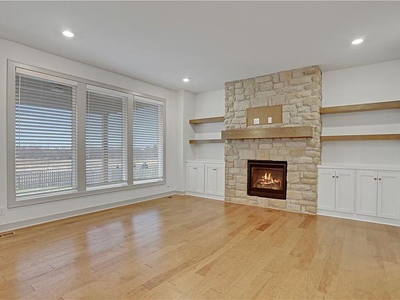 4th image of 9004 NE 111th Pl