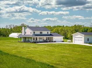 911.41 Melugins Grove Rd, Compton, IL 61318