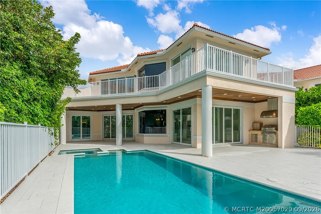 3 bed, 3.5 bath, 3739 sqft, $12,000 — Photo 4
