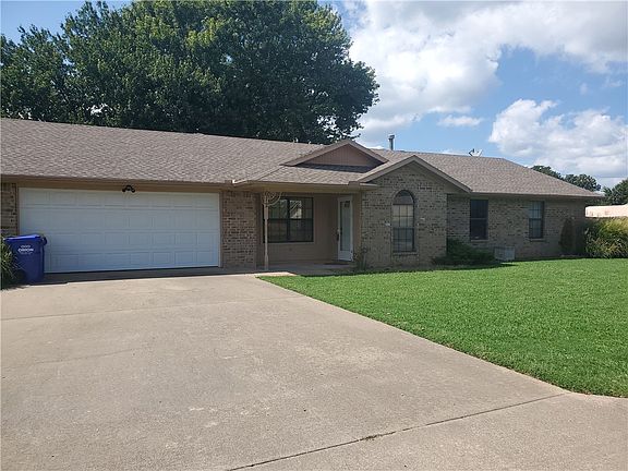 3rd image of 612 Garland Pl