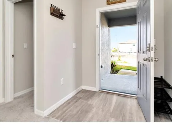 12811 Twin Bridges Dr, Riverview, FL 33579