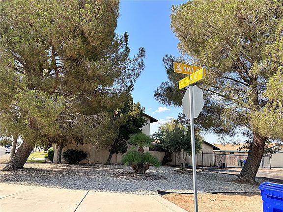 3rd image of 12745 Navajo Rd