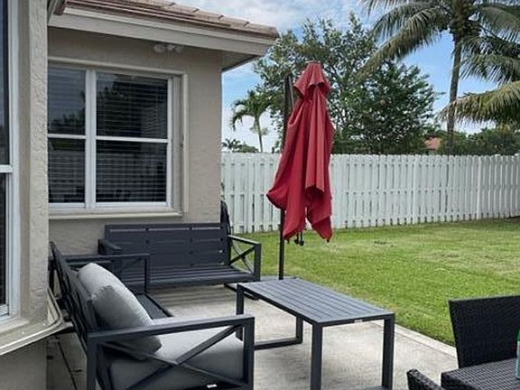 5th image of 7891 Manor Forest Blvd