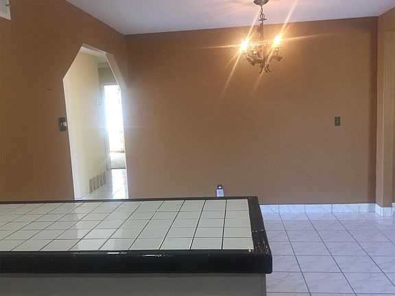 4th image of 10158 Lady Bess Way