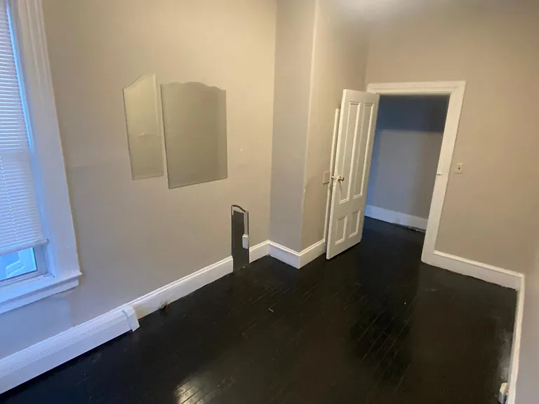 865 Eddy St #1 — Photo 3