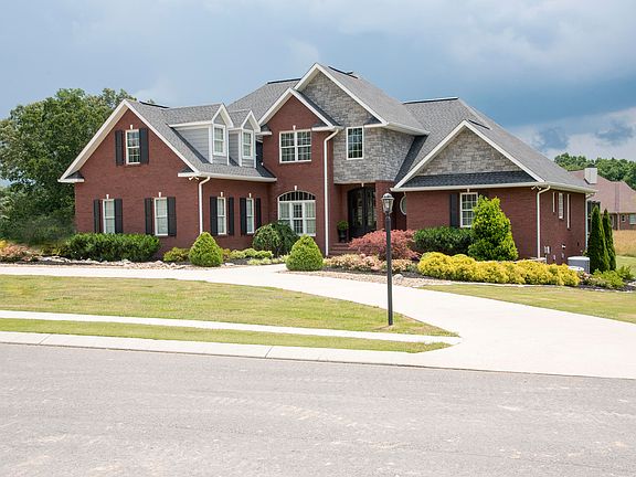 3rd image of 186 Homestead Dr