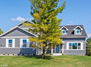 19519 Kluver Rd, New Buffalo, MI 49117