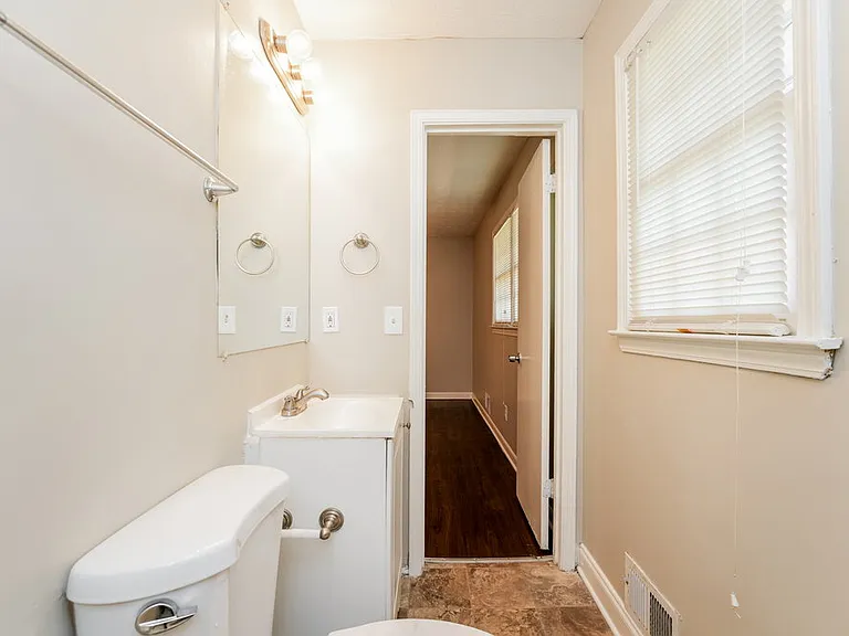 4916 Cherokee Way SE — Photo 12