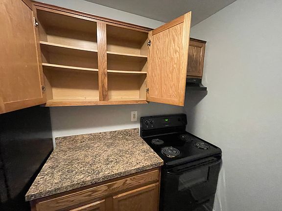 4th image of 7460 Central St APT 3